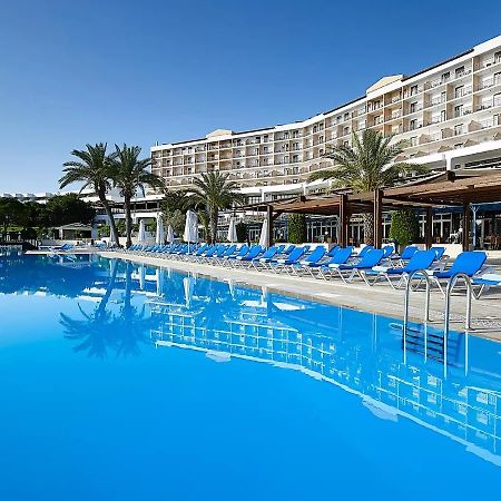 Helea Lifestyle Beach Resort Kallithéa Esterno foto The hotel's main pool